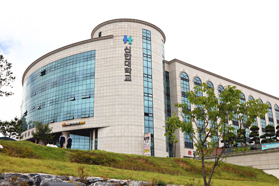 Trường Đại học Shinhan Hàn Quốc - 신한대학교